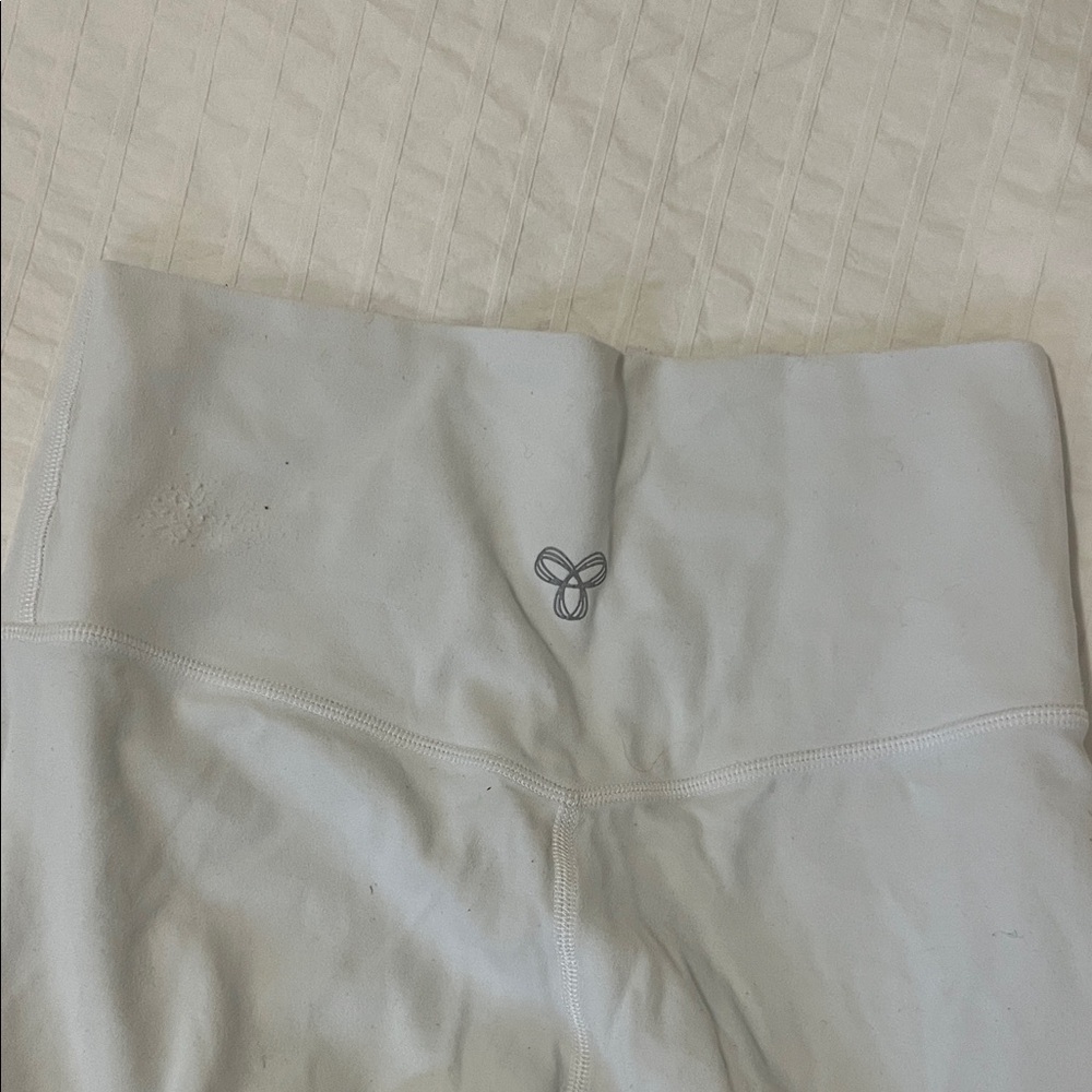 TNA Women's White Bike Shorts - Picture 2 of 2